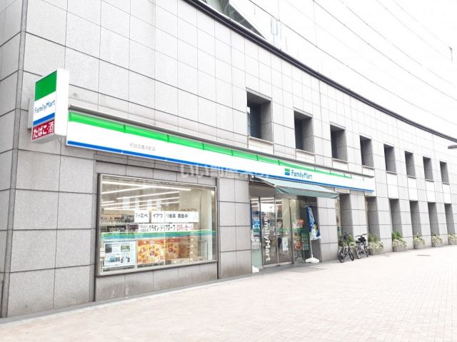 コンビニ　ファミリーマート初台交差点前店（コンビニ）まで377m