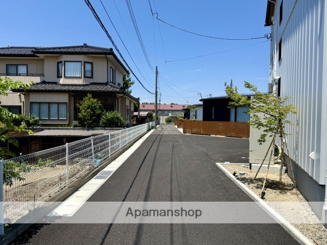 その他　敷地通路（その他）まで0m