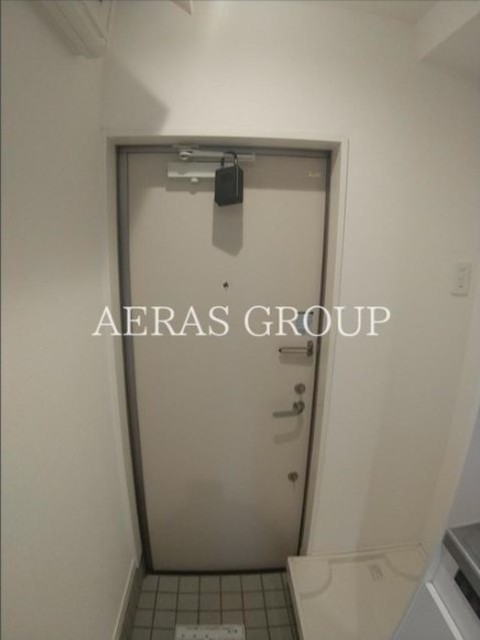 玄関　別部屋同仕様タイプ