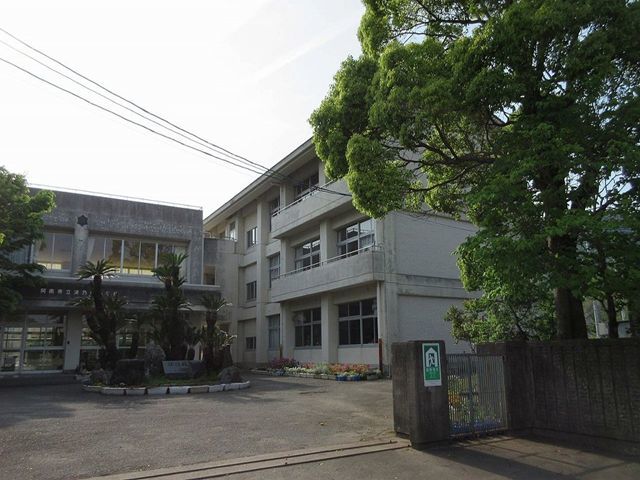 小学校　津乃峰小学校（小学校）まで600m