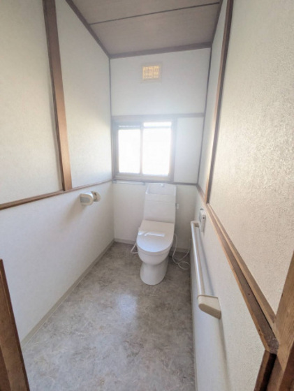 ＪＲ可部線 河戸帆待川駅 徒歩22分 1階建 築51年のトイレ写真