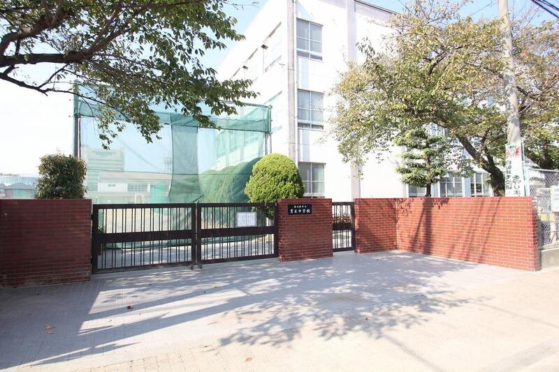 中学校　名古屋市立豊正中学校（中学校）まで704m
