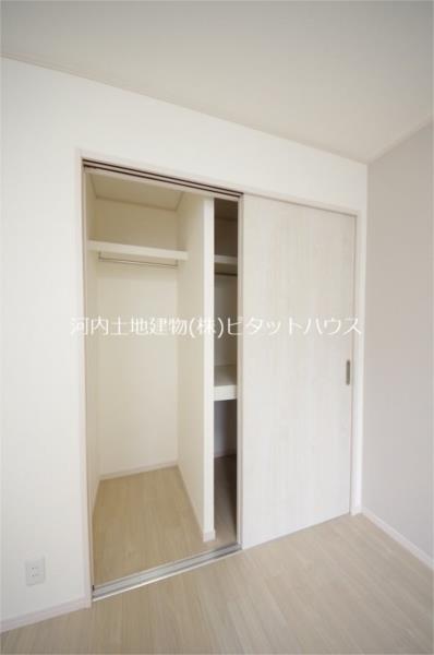 収納　洋室クローゼット