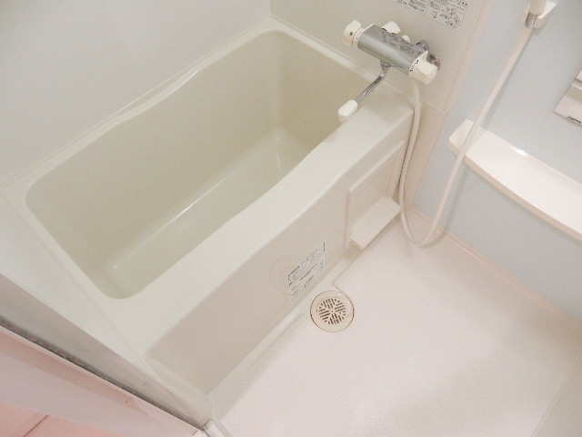 バス・シャワールーム　やっぱり譲れないバス・トイレ別