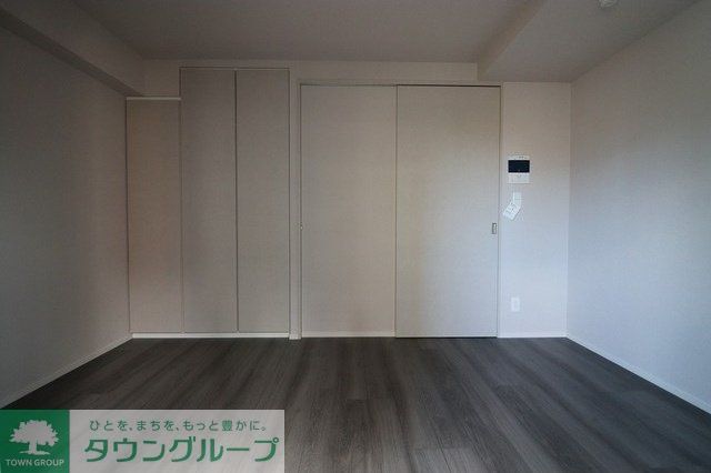東京メトロ日比谷線 入谷駅 徒歩5分 15階建 築5年の居間写真