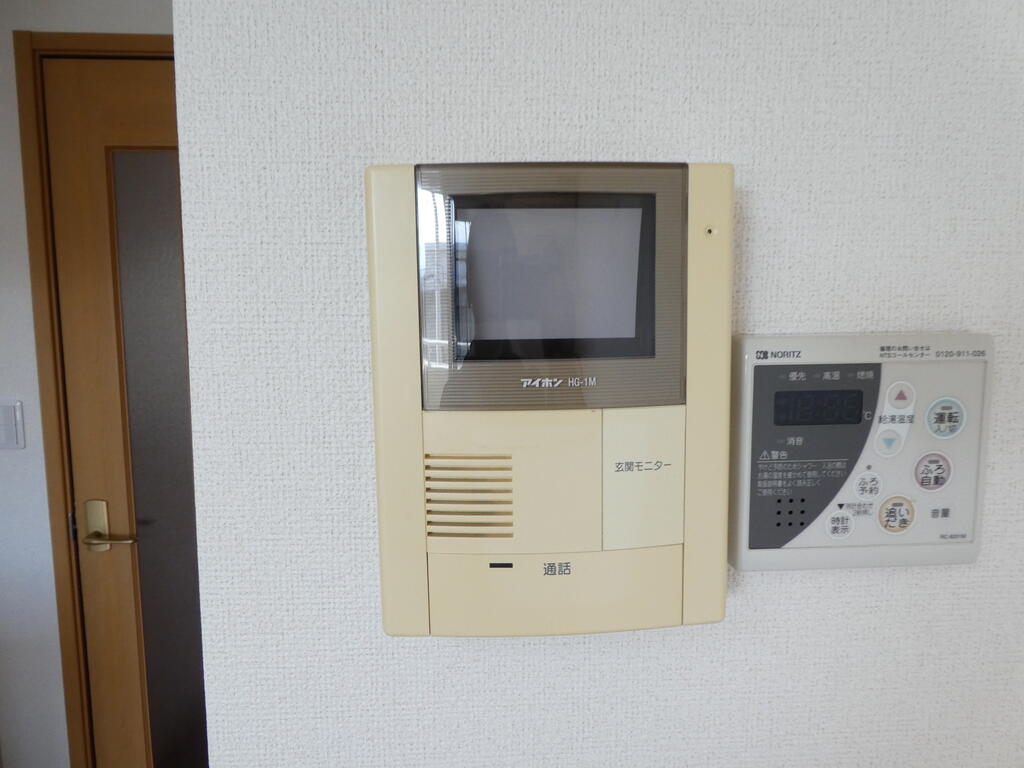 セキュリティ　※内観写真・動画・パノラマは同アパート左右反転間取りのお部屋