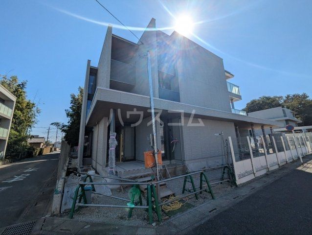 グリーンスクエア グラサ 東の外観写真