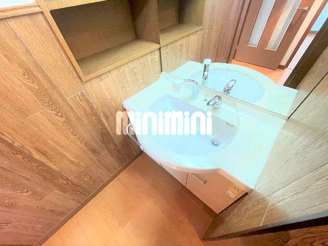 洗面設備　洗髪洗面化粧台