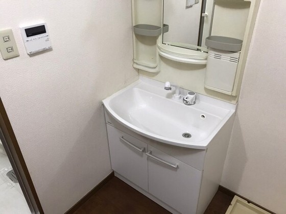 【岡山市中区さいのマンションの洗面設備】