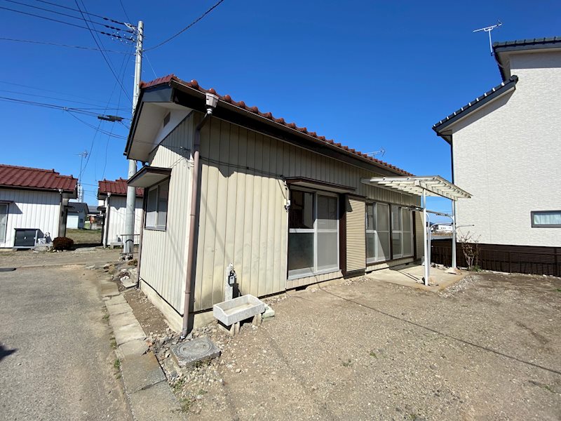 赤石住宅の建物外観