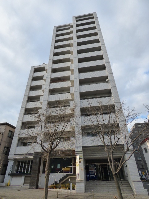 コパールーフ横浜の建物外観