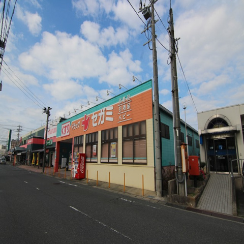 【下関市生野町のマンションのドラックストア】