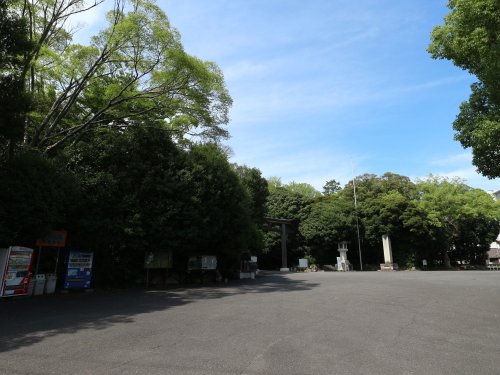 【静岡市駿河区曲金のマンションの公園】