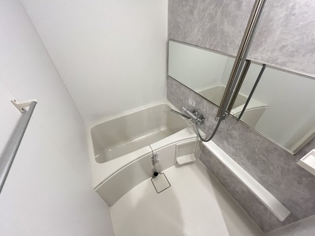 バス・シャワールーム　日々の疲れを癒すお風呂付です