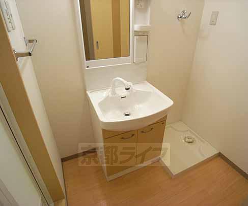 洗面設備　シャンプードレッサー付き・