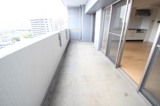 バルコニー　※別部屋の写真です