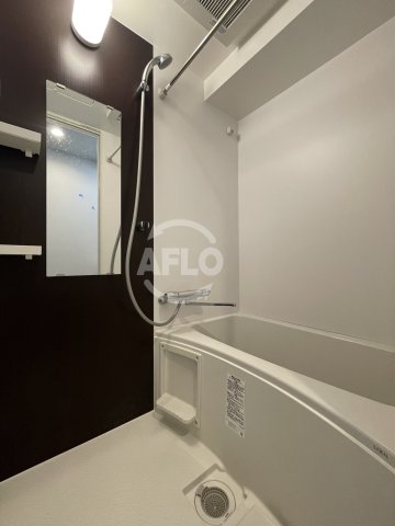 バス・シャワールーム　WORVE大阪本町　浴室