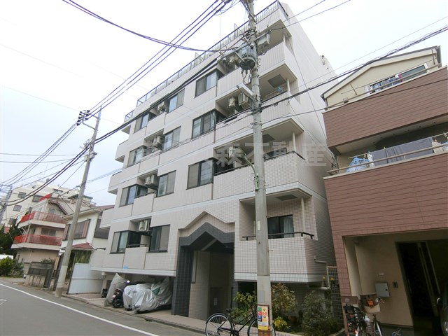 建物外観　外観　鉄筋コンクリートのしっかりしたマンション