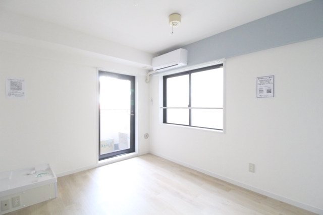 居室・リビング　洋室約6帖