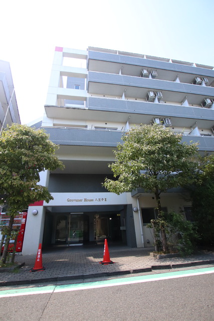 建物外観　オートロック・防犯カメラ完備の単身マンション♪