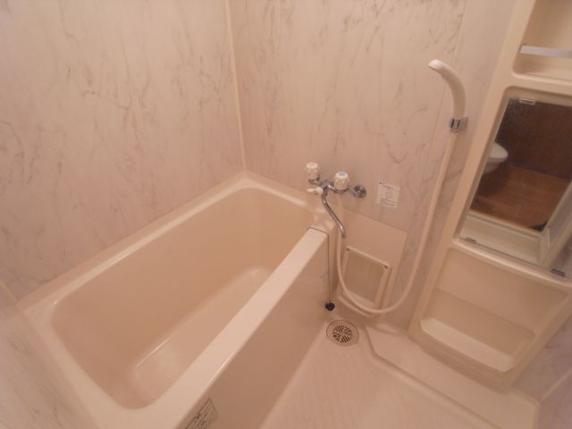 バス・シャワールーム　バスｒルーム