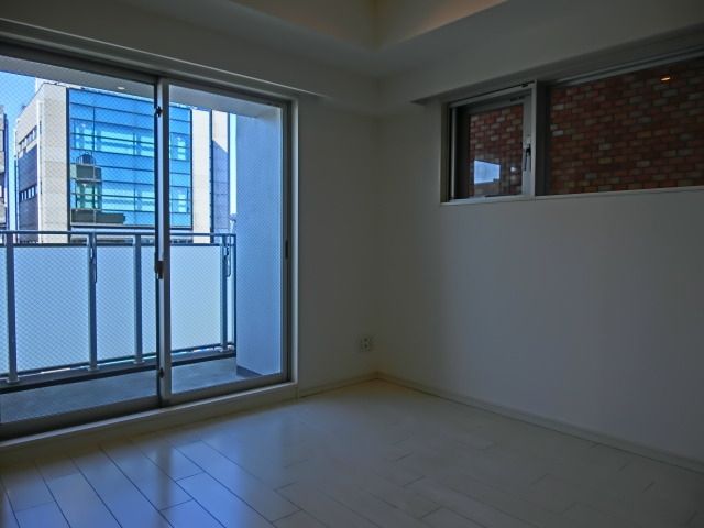 居室・リビング　ゆったり6.7帖の洋室