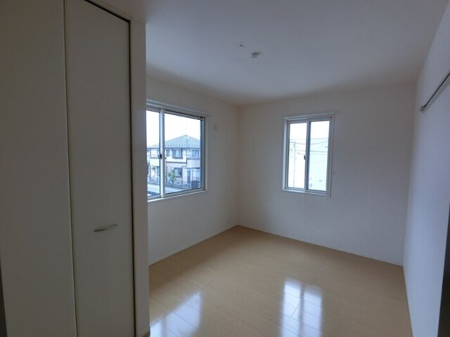 その他部屋・スペース　二階５．５帖　収納付き