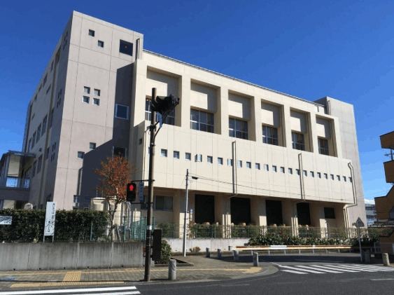 中学校　宇都宮市立旭中学校（中学校）まで2398m