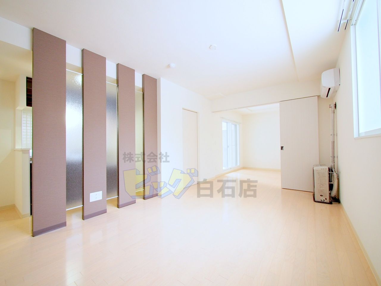 居室・リビング　広々リビングです♪