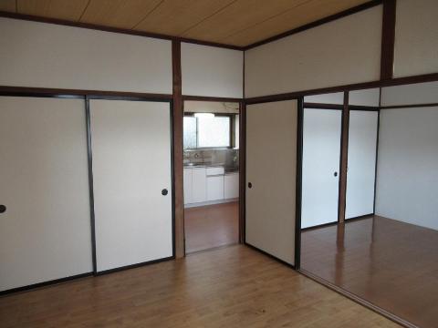 居室・リビング　寝室