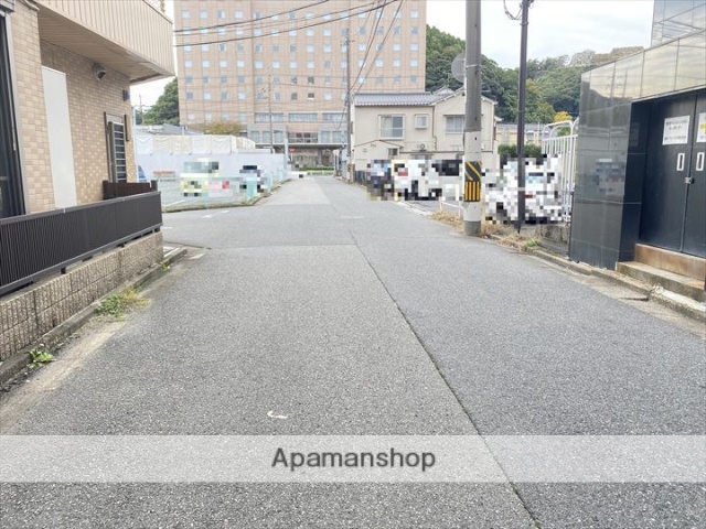 その他　前面道路（その他）まで0m