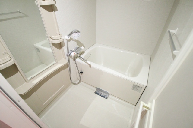 バス・シャワールーム　※別室の参考写真の為、現況優先です。