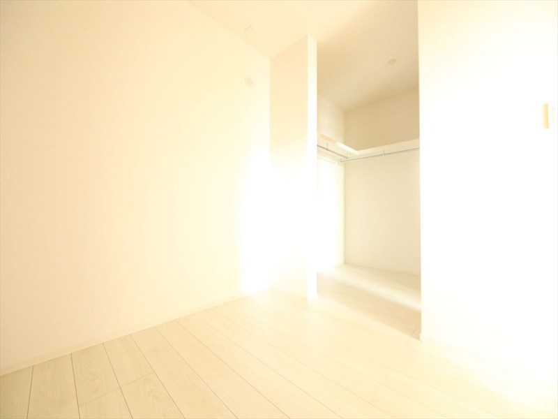 その他部屋・スペース　洋室3.7帖　クローゼット付（収納充実してます）　同仕様写真