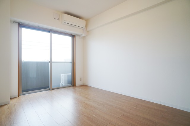 居室・リビング　参考写真（同建物別部屋のものです）