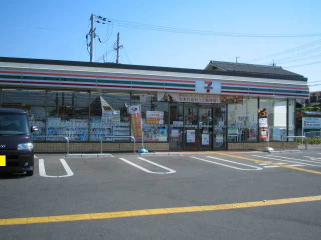 コンビニ　セブンイレブン泉佐野鶴原店（コンビニ）まで273m