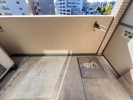 バルコニー　※別部屋の写真です