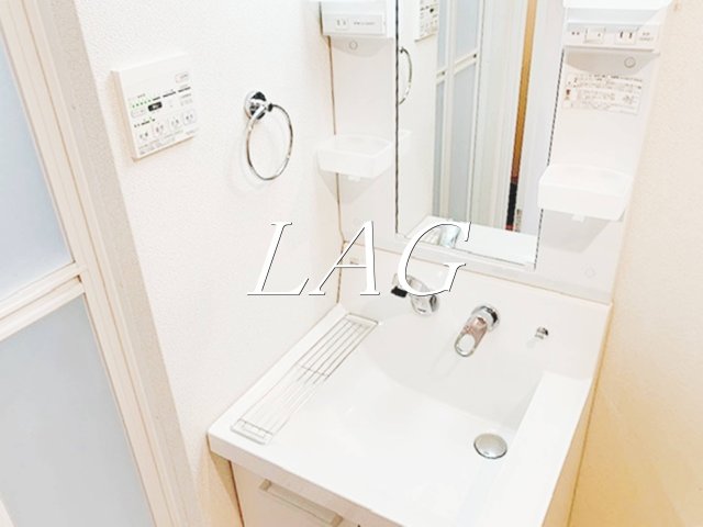 洗面設備　洗面台です。