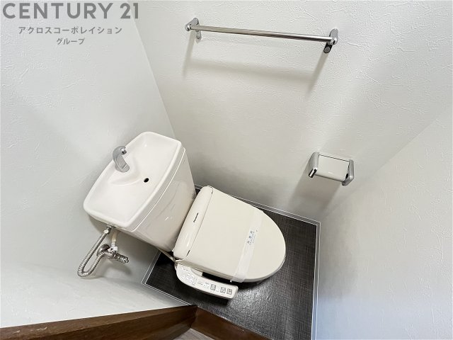 トイレ　ウォシュレット付きのトイレです♪