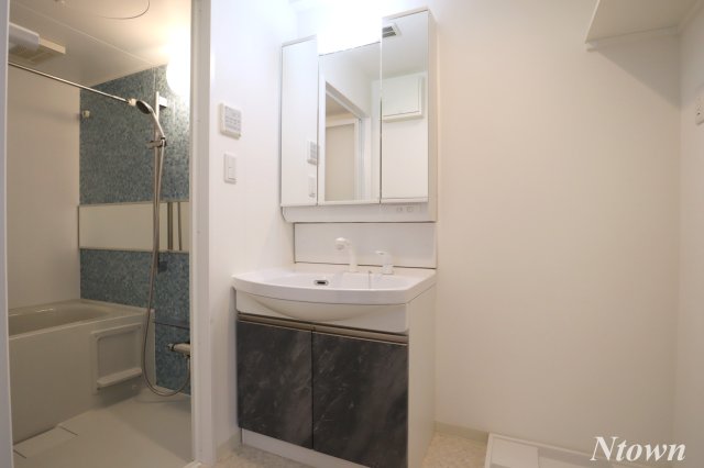 洗面設備　朝の身支度には欠かせない独立洗面化粧台