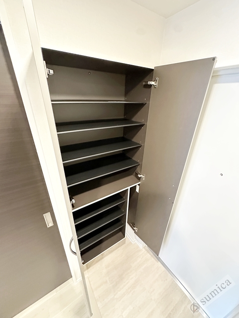 玄関　たくさんの靴を収納できるシューズボックス♪♪