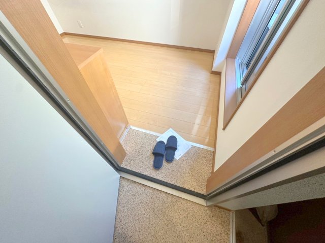 玄関　落ち着いたおしゃれな玄関です。