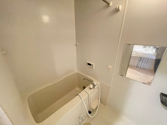 バス・シャワールーム　※別部屋の写真です