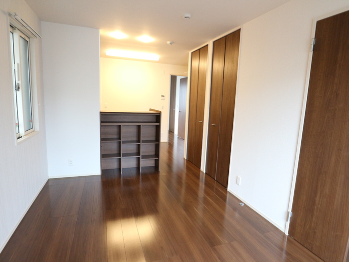 居室・リビング　別号室参考画像