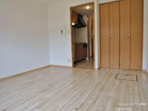 居室・リビング　洋室