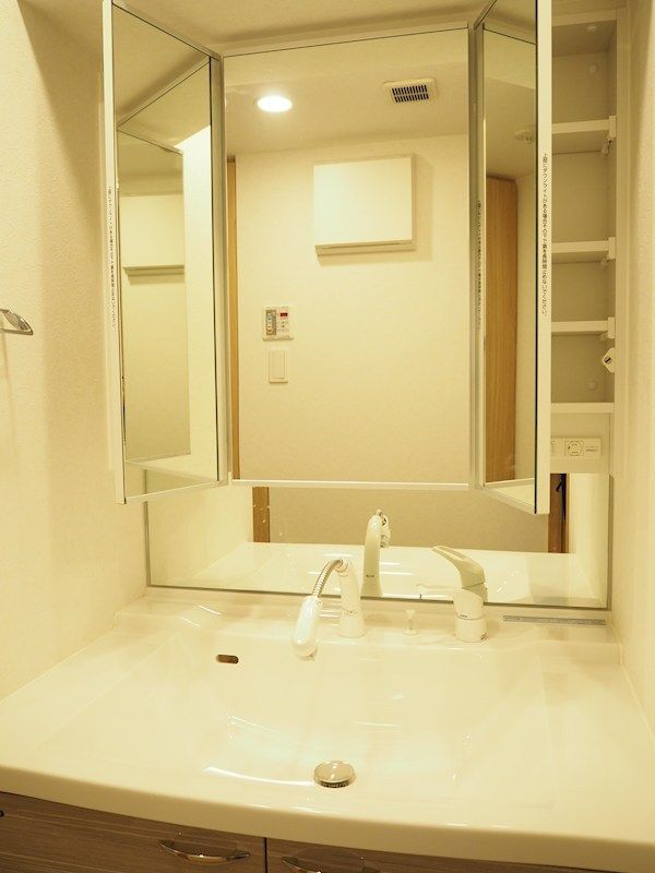 洗面設備　☆嬉しい独立洗面台☆