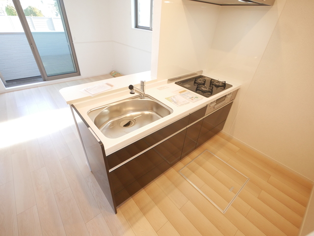 キッチン　★キッチンスペースが広くてお料理が捗りますね★