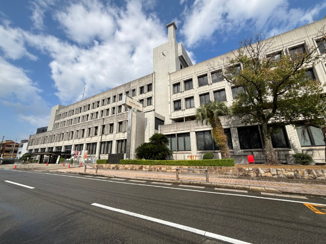 役所　桑名市役所（役所）まで830m