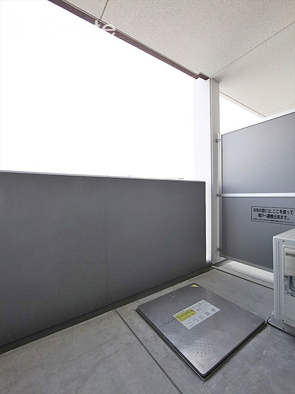 バルコニー　バルコニー