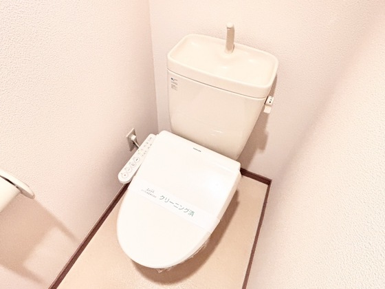 トイレ　シャワー付きトイレ