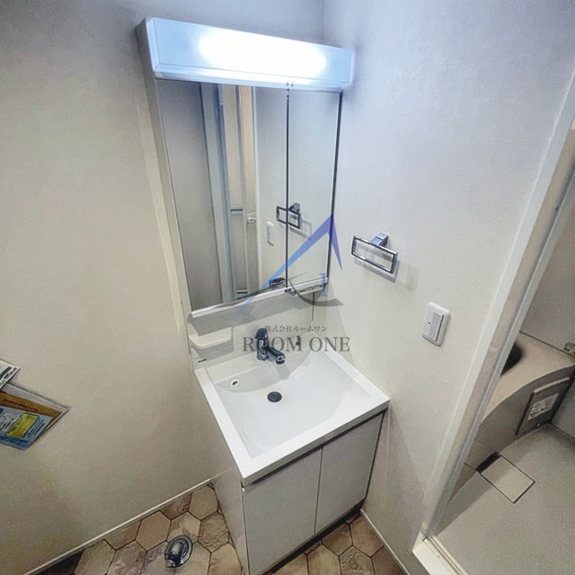 洗面設備　洗面台です。
